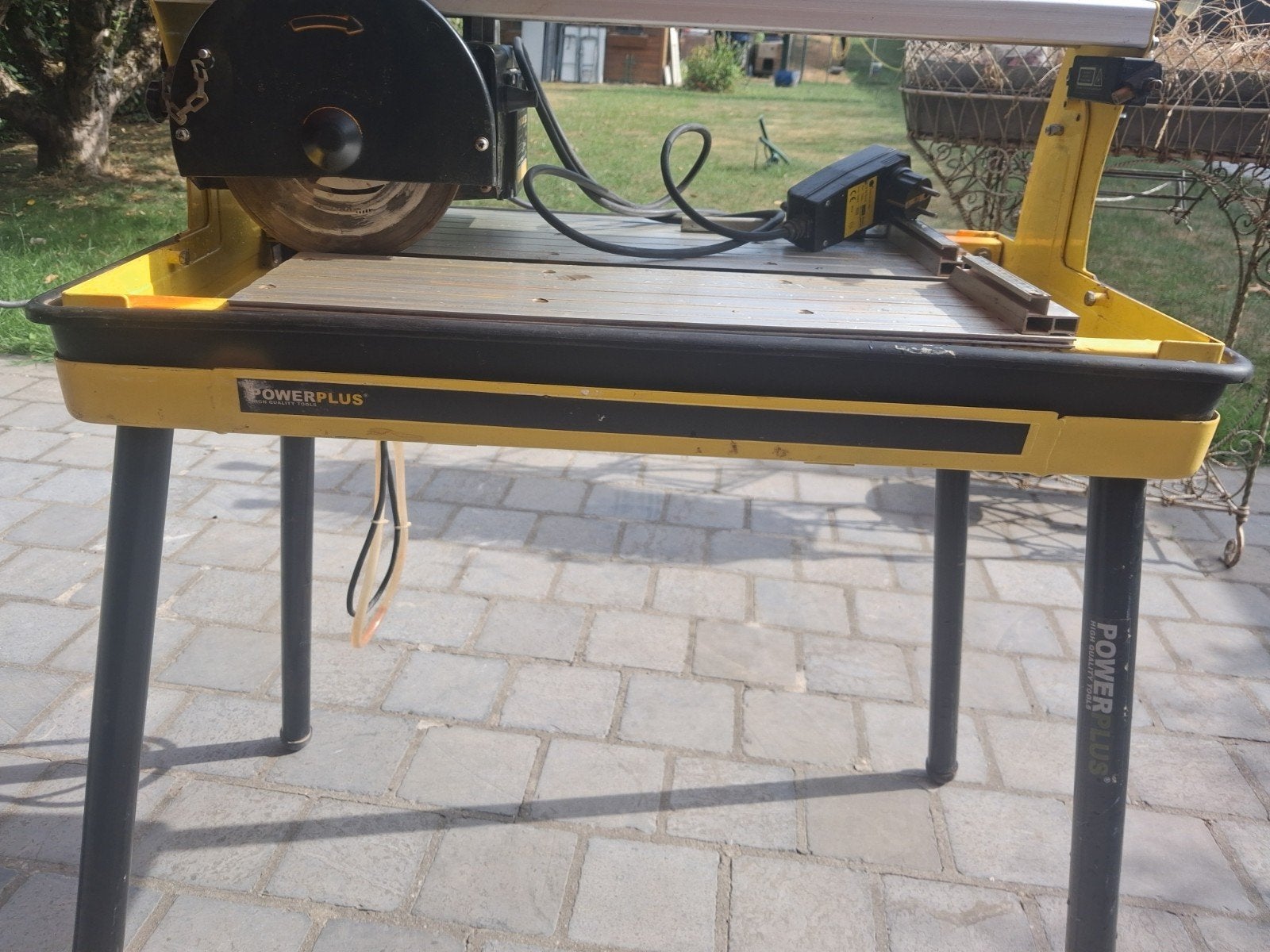 carrelages, Bricolage & Construction, Enlèvement