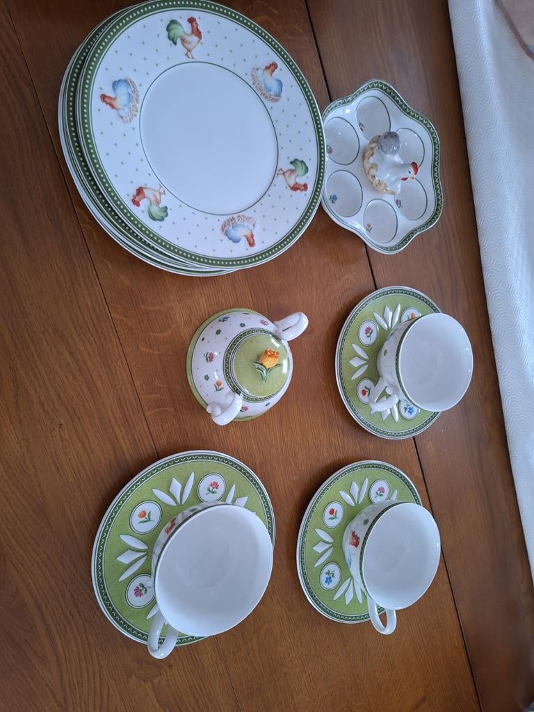 Service de pâques neuf, Antiquités & Art, Antiquités | Services (vaisselle) complet