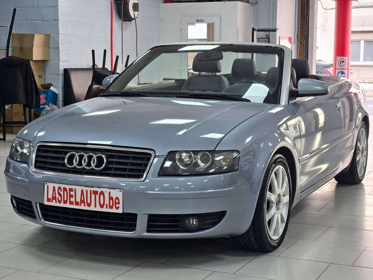 Audi A4 Cabriolet 1.8i Turbo S Line Cuir Chauffants Radio, Auto's, 4 zetels, Gebruikt, Zwart, 4 cilinders