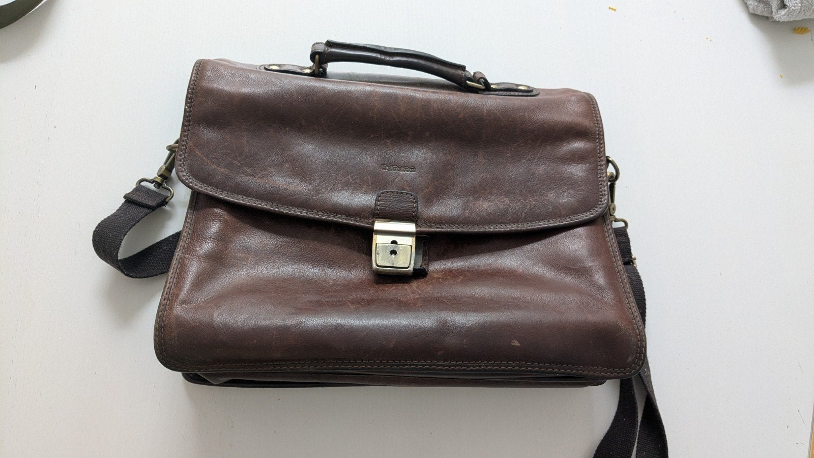 Sacoche en cuir, Bijoux, Sacs & Beauté, Sacs | Cartables, Enlèvement, Utilisé