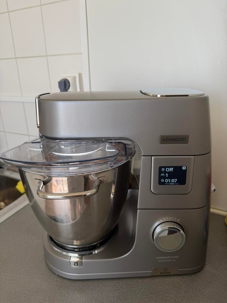 Kenwood tatanium chef patissier, Elektronische apparatuur, Keukenmixers, Ophalen, Zo goed als nieuw