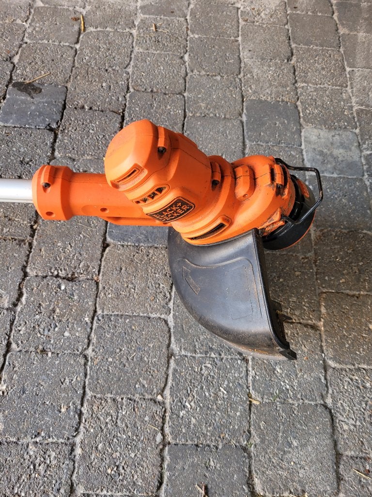 graskantmaaier black and decker, Ophalen, Gebruikt, 10 tot 30 cm, Elektrisch