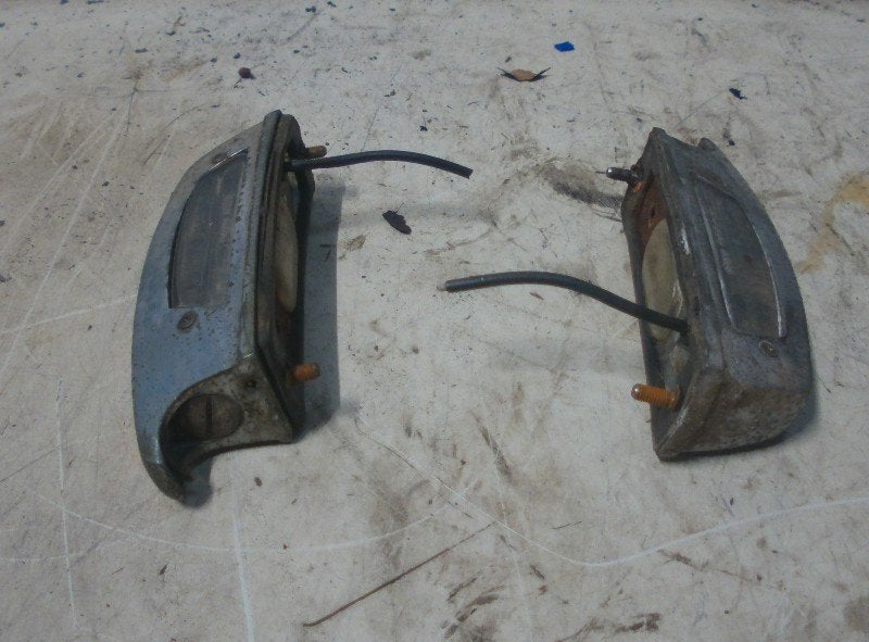 ECLAIRAGE DE PLAQUE SET LINKS EN RECHTS Ponton (W180), Mercedes-Benz, Utilisé, Dialog.mb@mercedes-benz.com, Mercedes-Benz AG
