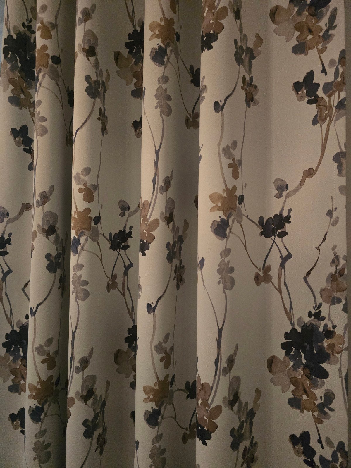 Gordijnen Ikea gebloemd. Verduisterend., Overige materialen, Ophalen of Verzenden, IKEA, Verduisterend