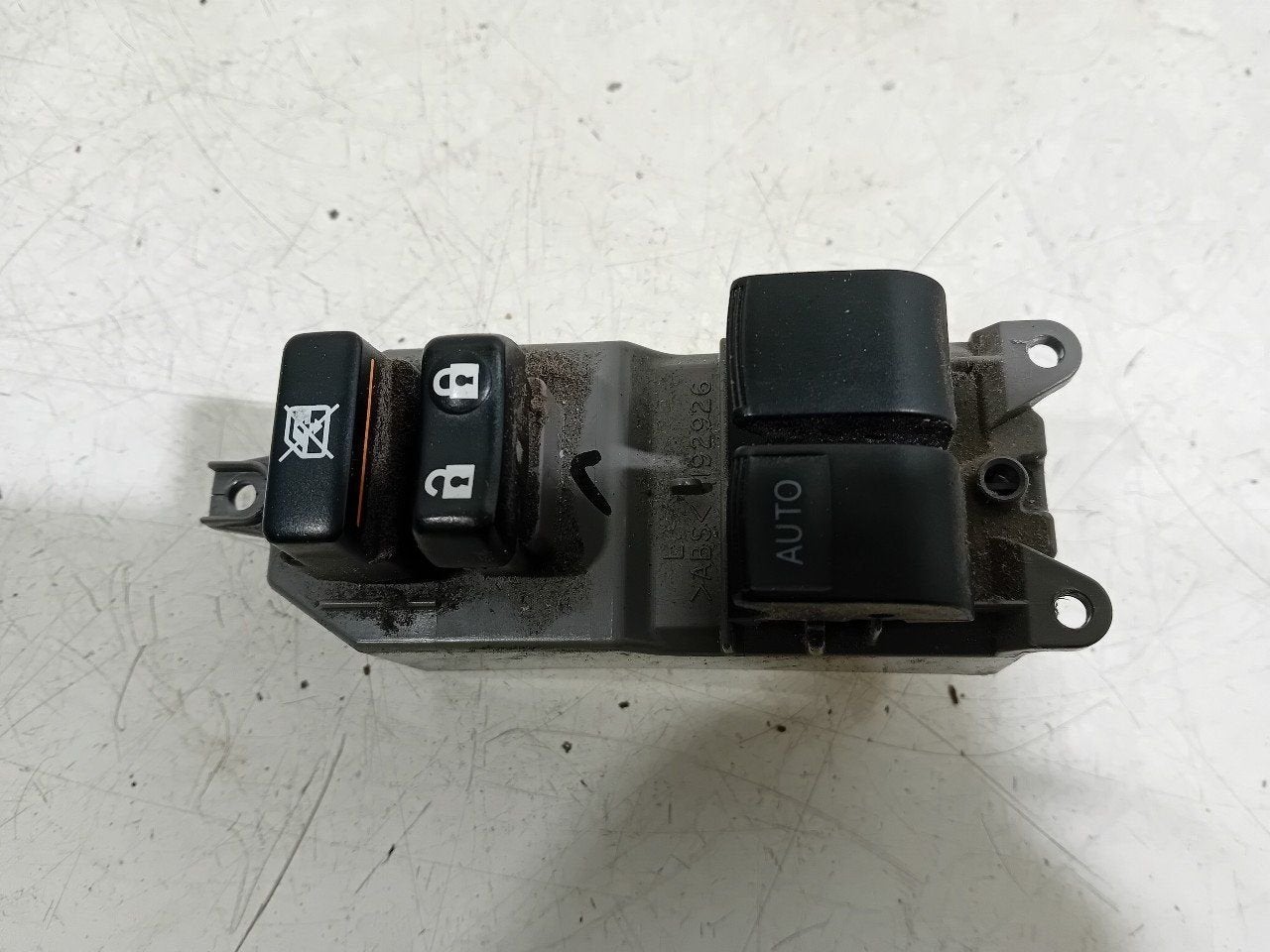Bedieningspaneel elektrische ramen Toyota Auris, Onderdelen@venauto.nl, Van der Ven Autorecycling B.V., Gebruikt, Ettenseweg 76, 4706 PB Roosendaal, The Netherlands