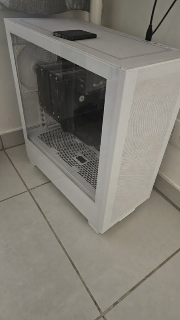 PC; 9060 XT 16 GB; i5 14400F, 32 GB, Ophalen of Verzenden, Zo goed als nieuw, Gaming
