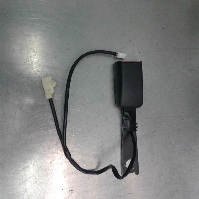 BOUCLE DE CEINTURE DE SECURITE AVANT DROIT Sirion 2 (M3), Utilisé, Daihatsu