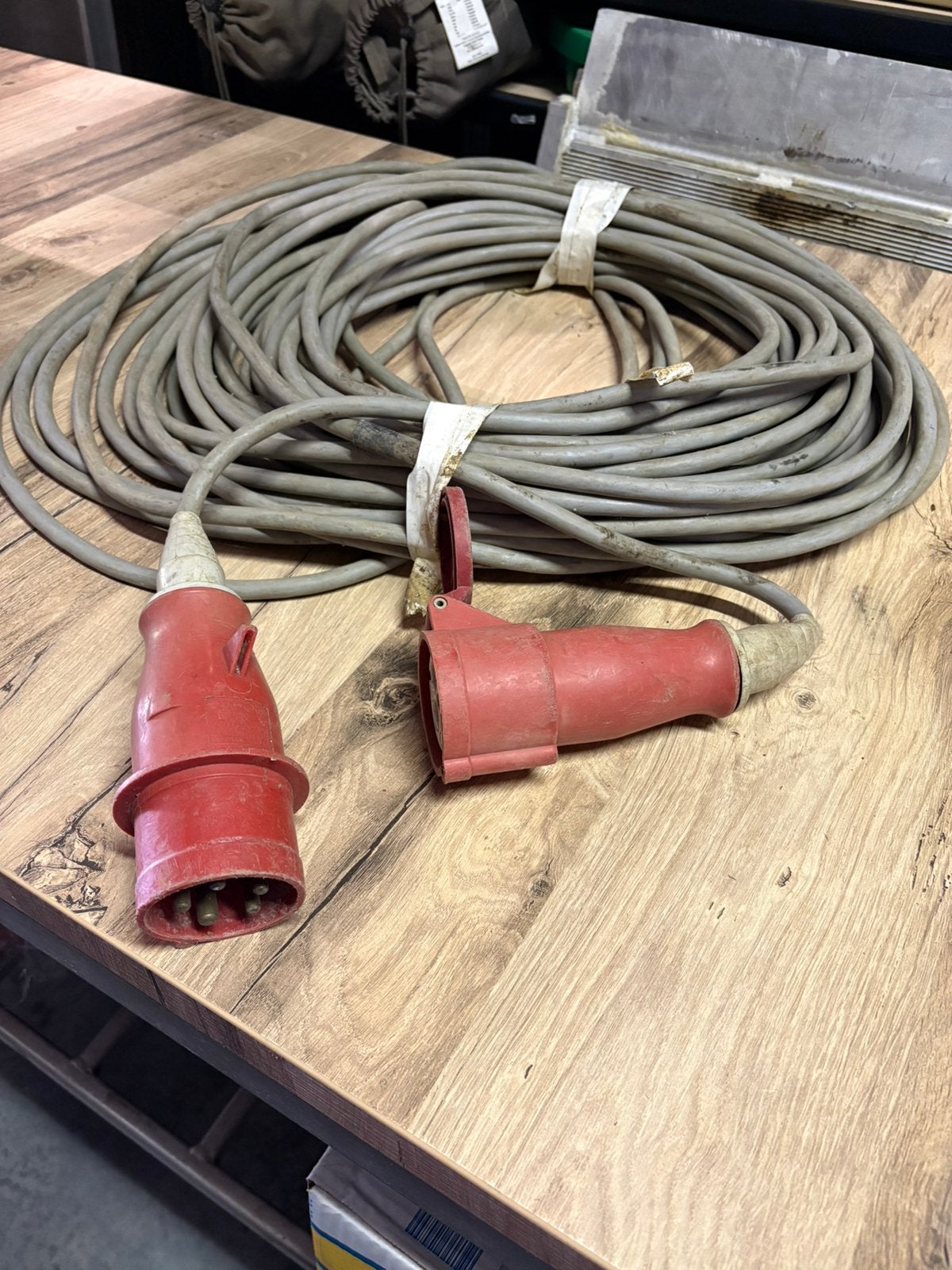 Zware verlengkabel 25 meter, Ophalen, Zo goed als nieuw