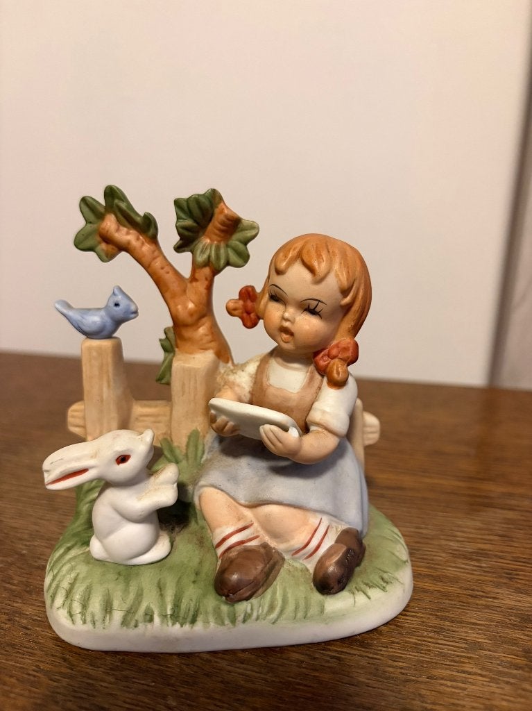 Figurine vintage en porcelaine — Fille, Enlèvement ou Envoi, Utilisé