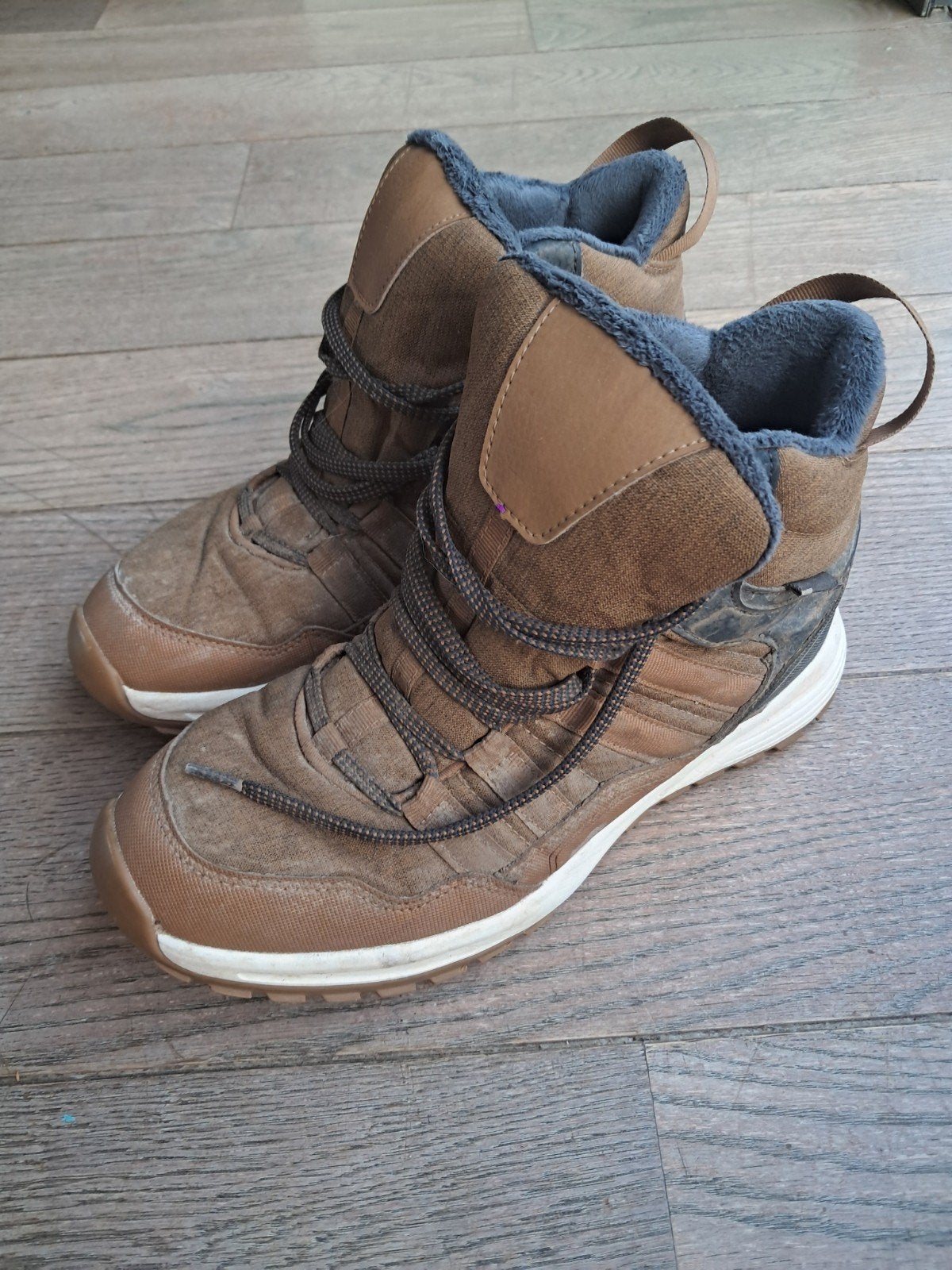 Paar wandelschoenen, slechts 2x gedragen, maat 41, Ophalen of Verzenden