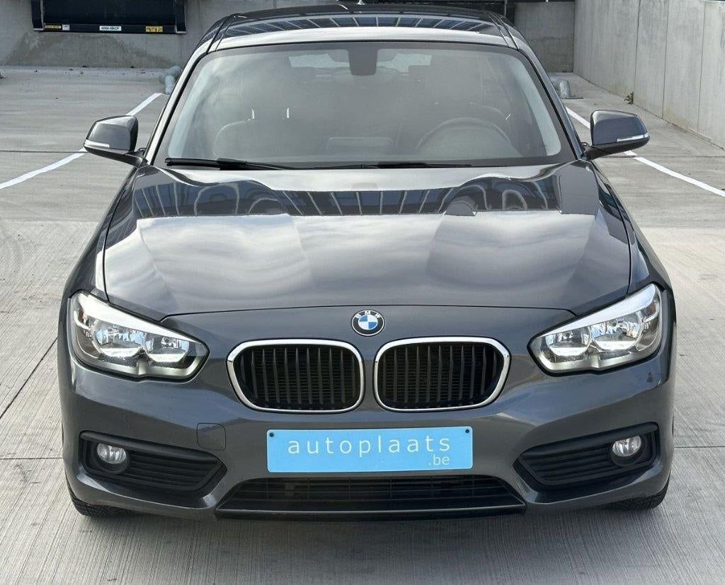 BMW 116d 2018 avec croisière GPS de 134490 km, Autos, BMW, Argent ou Gris, Achat, Euro 6, Entreprise