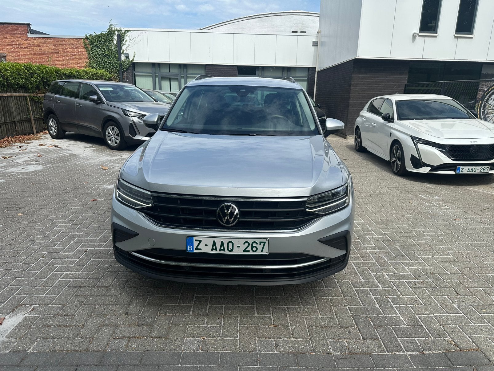 Volkswagen Tiguan DSG 1.5 essence 150 ch lifting, Autos, Achat, Entreprise, Entretenue par le concessionnaire, Noir