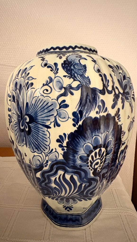 handgeschilderde Delfts Blauwe dekselvaaw - vogel & bloemen, Antiek en Kunst, Ophalen