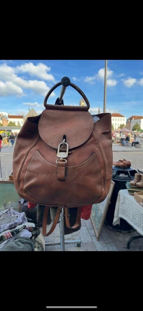 Delvaux vintage tas een eyecather, Ophalen, Gebruikt, Bruin