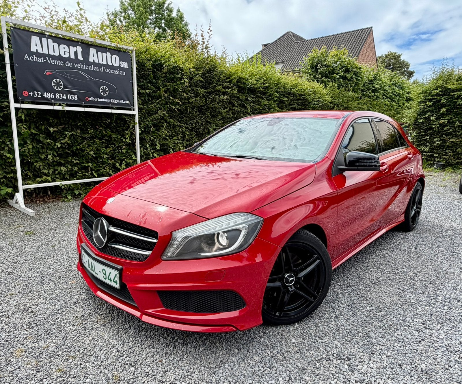 MERCEDES A180 AMG LINE 1.6 ESSENCE 90.KW EU6. GPS. AIRCO., Autos, Mercedes-Benz, Classe A, Achat, Entreprise, Noir