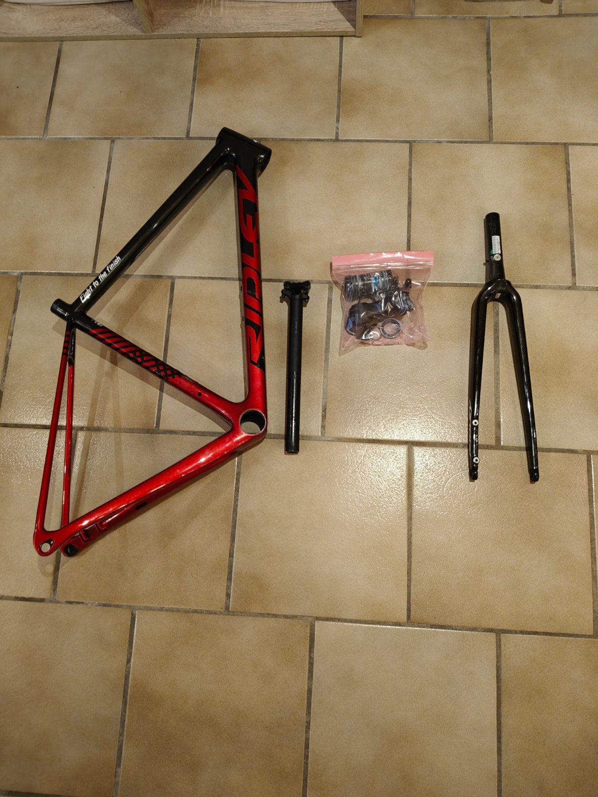 Ridley helium frame set, Fietsen en Brommers, Ophalen