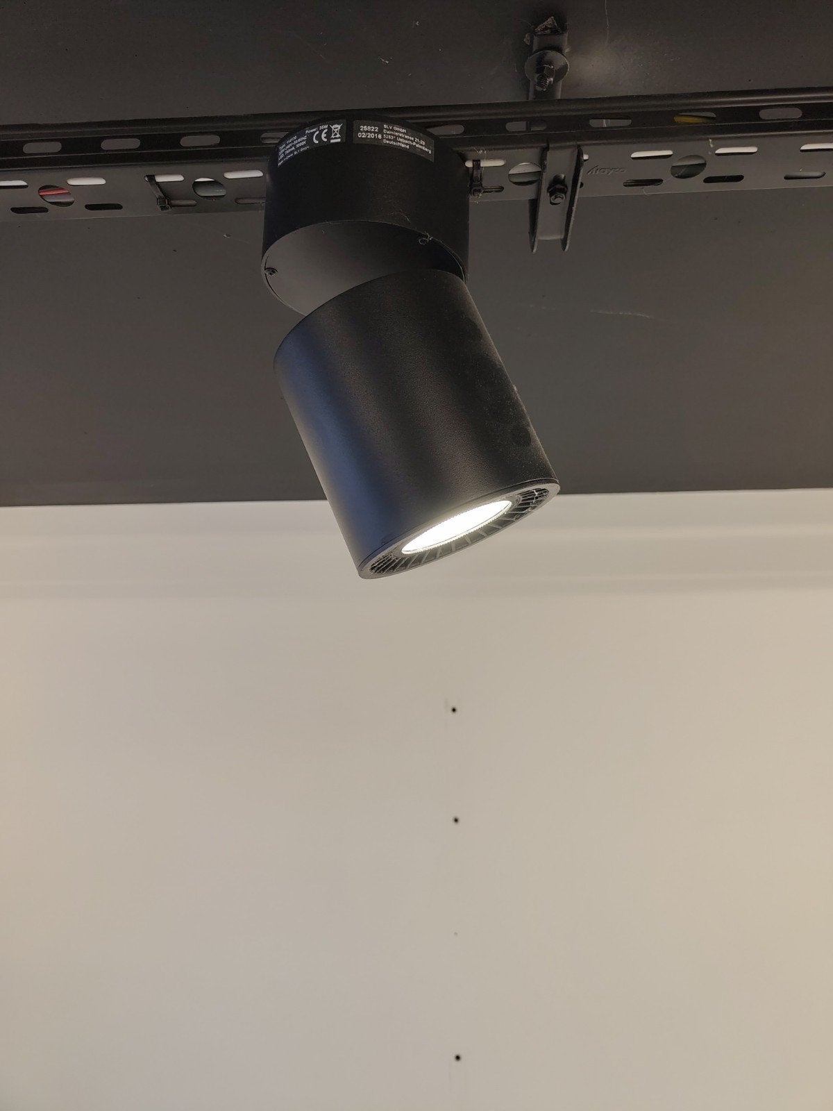 40 X Spot de plafond SUPROS CL blanc 3000K LED 60 35W, Enlèvement