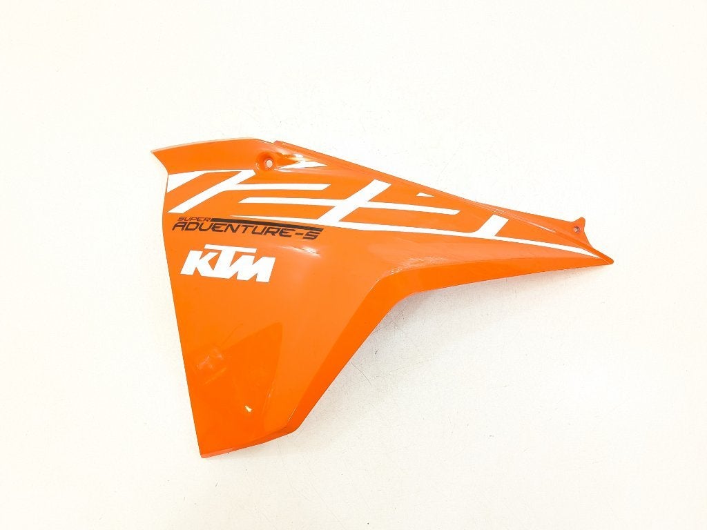 TANK COVER LINKS KTM 1290 Super Adventure S 2017-2020, Motoren, Dhr. S. di Majo, Gebruikt, Info@cama-motorparts.nl, P.J. Troelstraweg 8 8
3144 CX  MAASSLUIS, NL