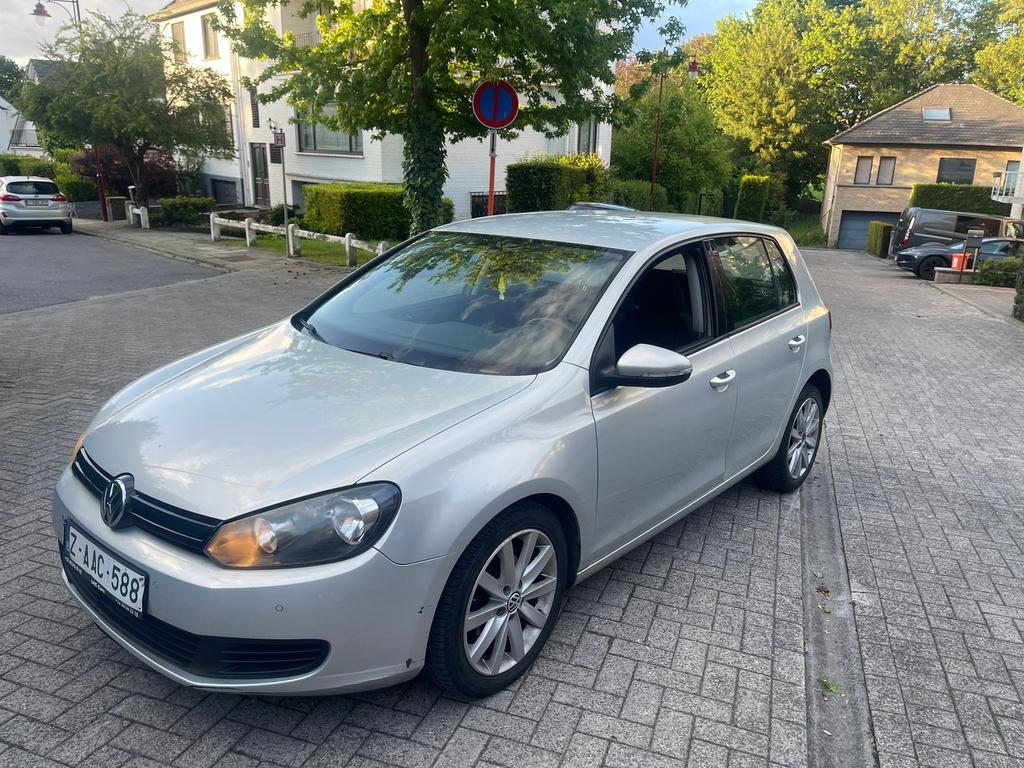 VW golf 6 2.0 TDI AUTOMATIQUE feuille rose, Euro 5, Stof, 1995 cc, Zwart