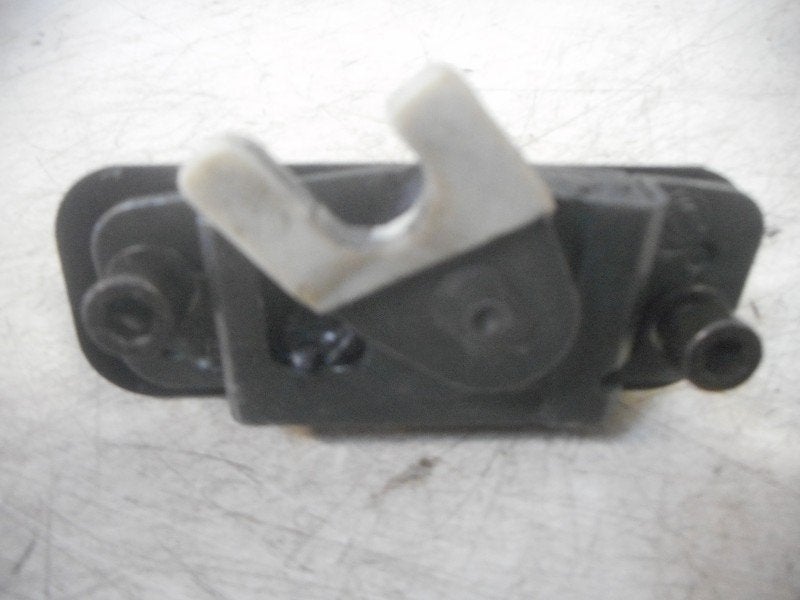SLOTVANGER ACHTERKLEP Ford StreetKa (01-2002/07-2005), Gebruikt, Henry-Ford-Straße  1
50735  Köln, DE, Ford-Werke GmbH, Kunden@ford.com