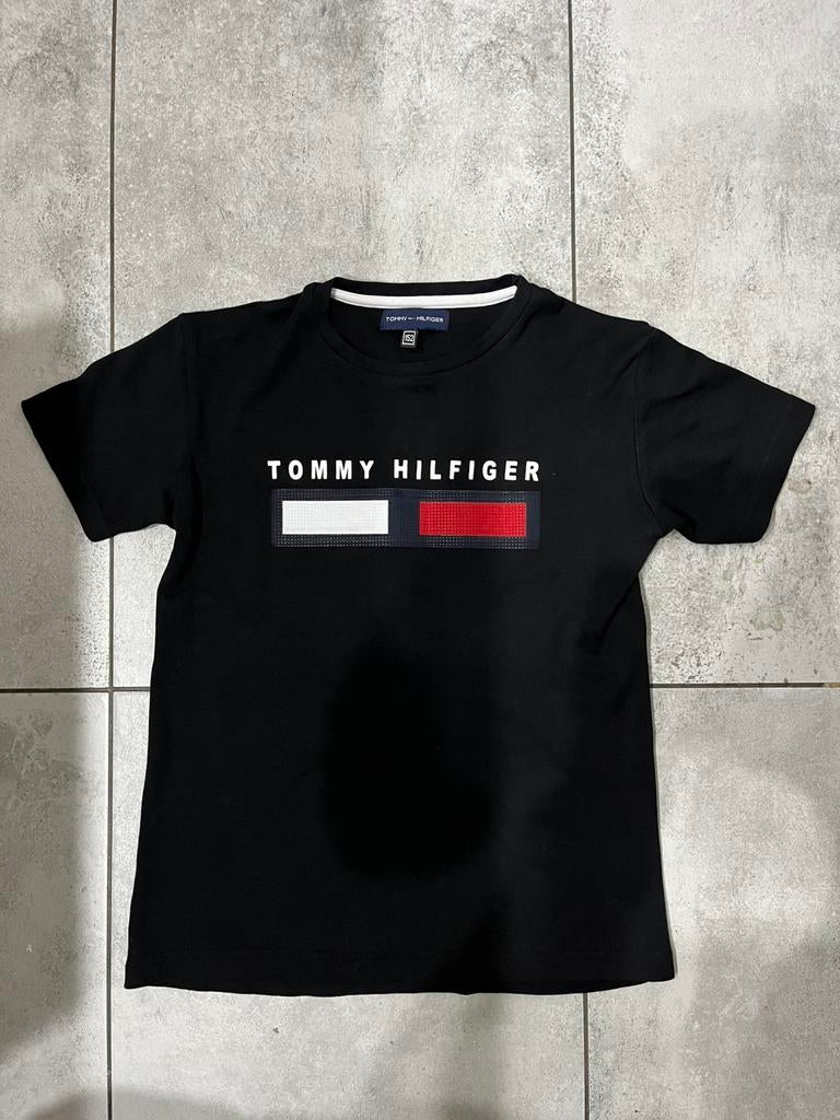 T-shirt Tommy Hilfiger taille 152 Z.G.A.N, Enlèvement ou Envoi, Comme neuf, Chemise ou À manches longues