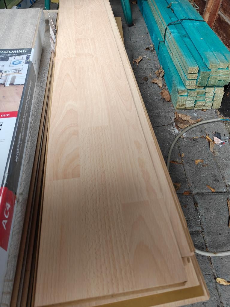 Laminaat vloer, Ophalen, Kunststof, 50 tot 150 cm, 5 tot 10 m²