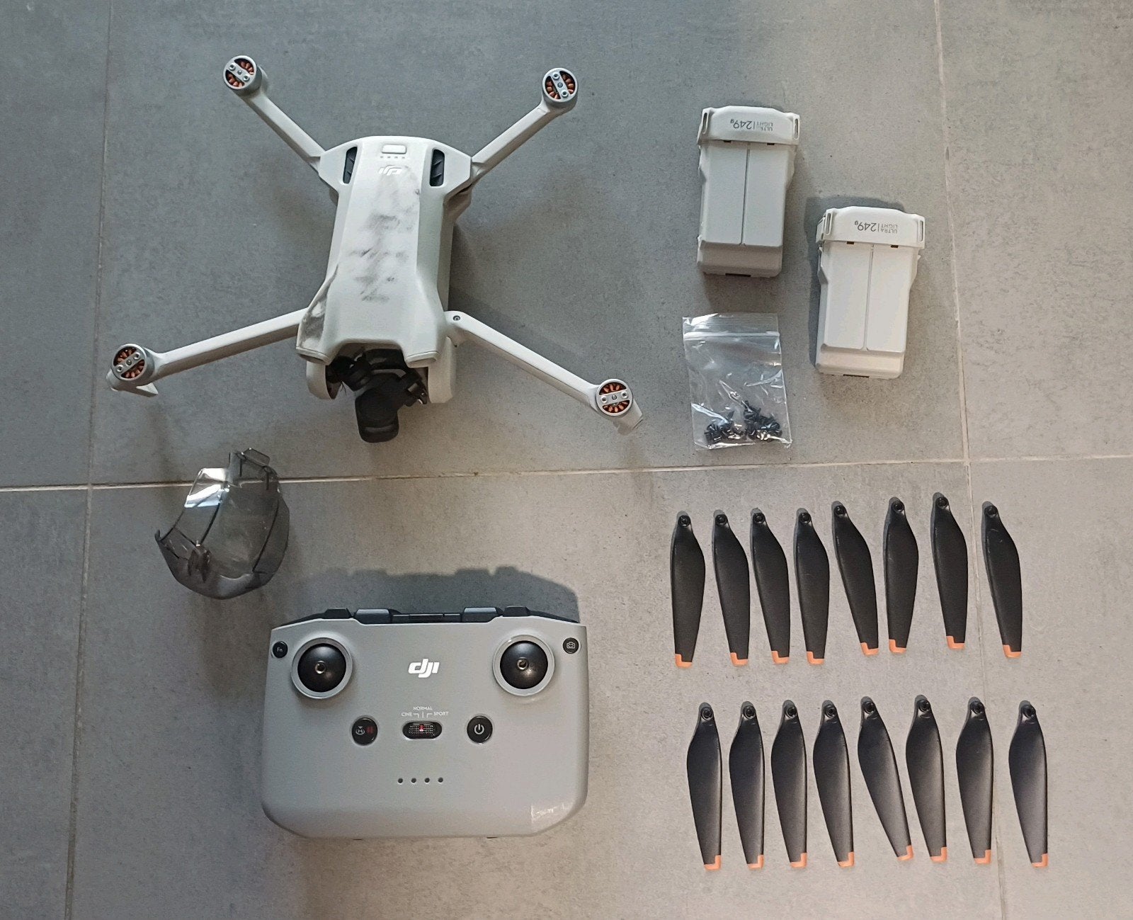 Dji mini 3 Drone onderdelen aangeboden (defect na ongeval), Enlèvement ou Envoi, DJI