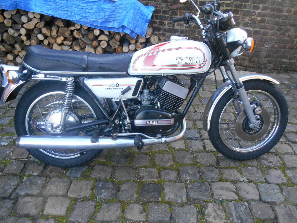 Yamaha rd 350 uit 1974, Motoren, 2 cilinders, Occasion, Motorrijbewijs A, Toermotor