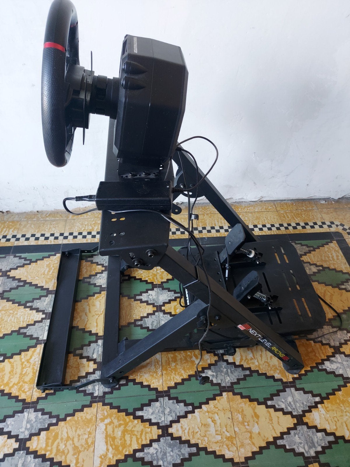 thrustmaster t598 met sim racing standaard, Ophalen, Zo goed als nieuw