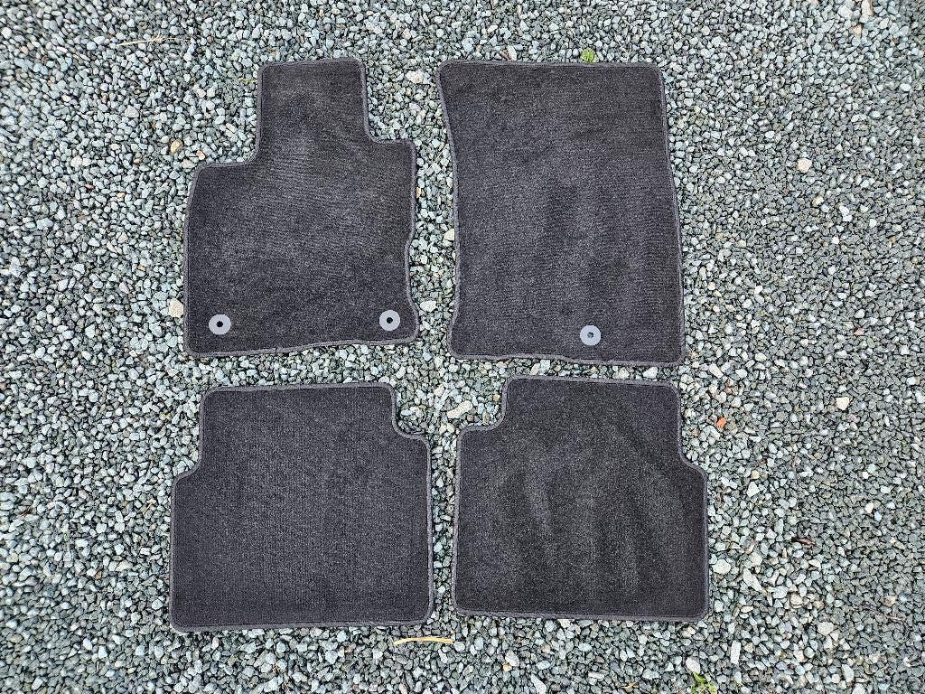 Tapis de sol Ford Kuga 2023 nouveaux, Enlèvement, Neuf