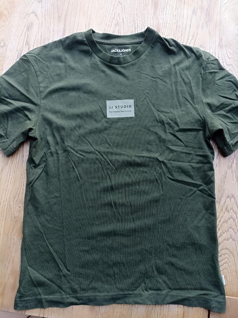 T-shirt imprimé kaki Jack&Jones taille XS, Vêtements | Hommes, T-shirts, Enlèvement ou Envoi, Jack&Jones, Comme neuf, Vert