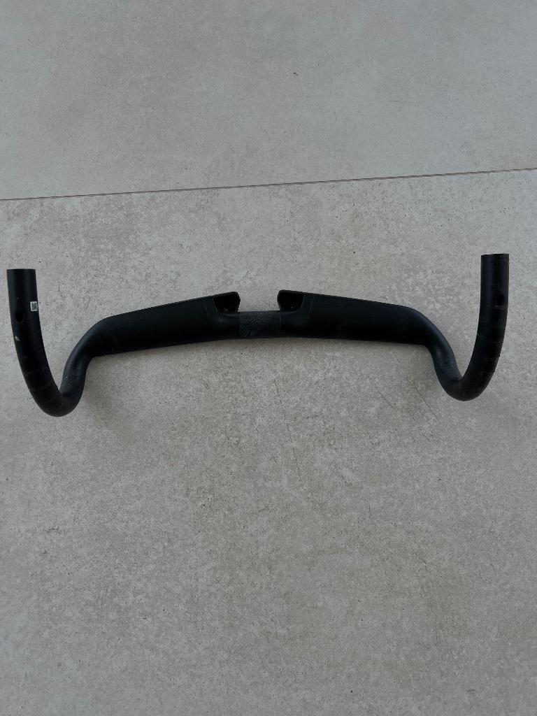 Specialized aero stuur, Fietsen en Brommers, Fietsonderdelen, Ophalen, Zo goed als nieuw, Stuur