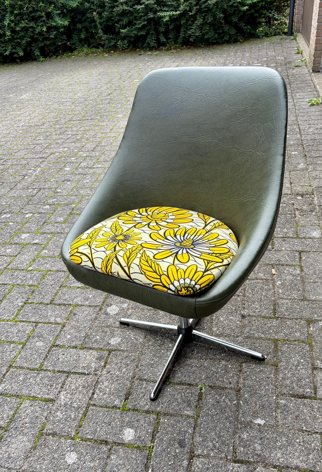 70’s Space-Age Draaistoel, Huis en Inrichting, Ophalen, Zo goed als nieuw