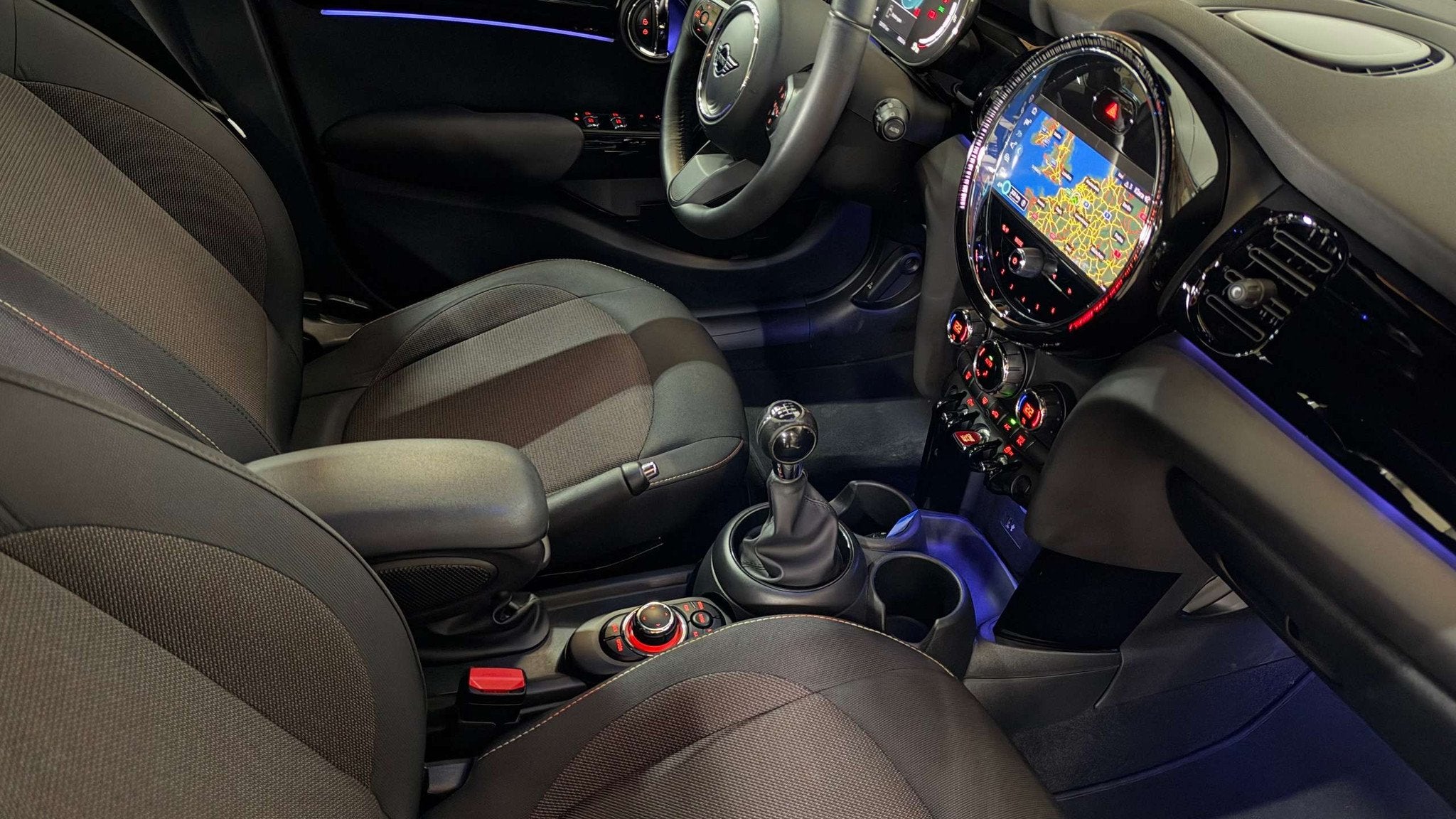 Mini Cooper *One*1.5i*Benzine*Garantie*Facelift*LED*Parkeers, Achat, Euro 6, Entreprise, Noir