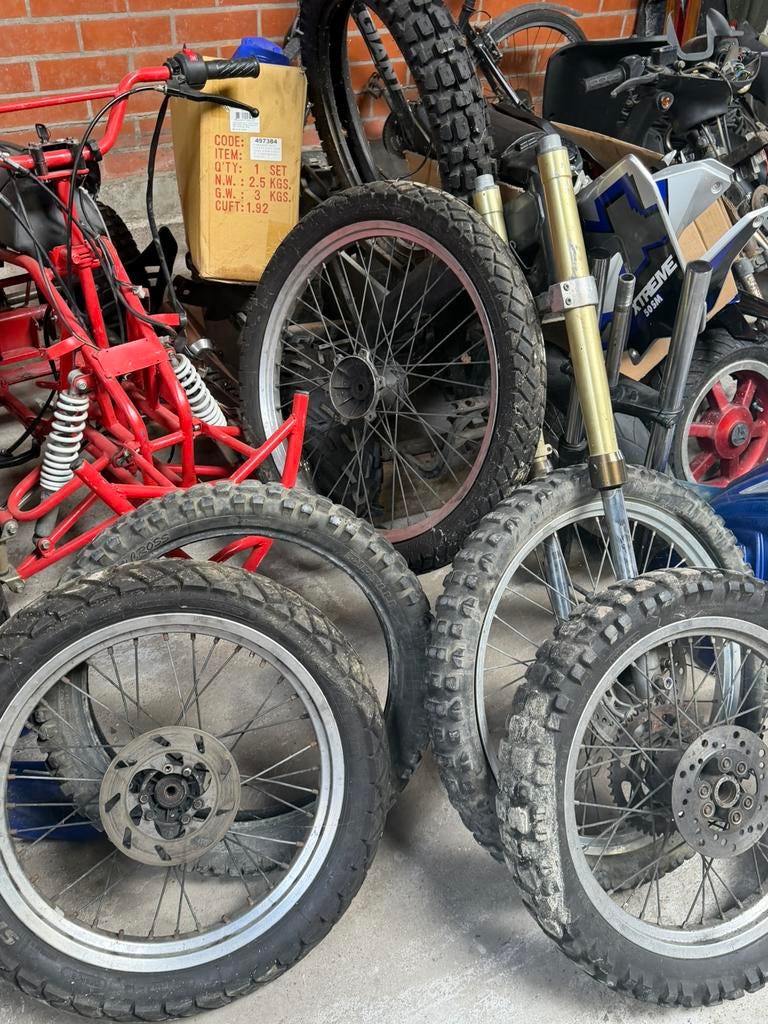 Derbi lot, Fietsen en Brommers, Brommers | Crossbrommers, Ophalen, Zo goed als nieuw, Derbi