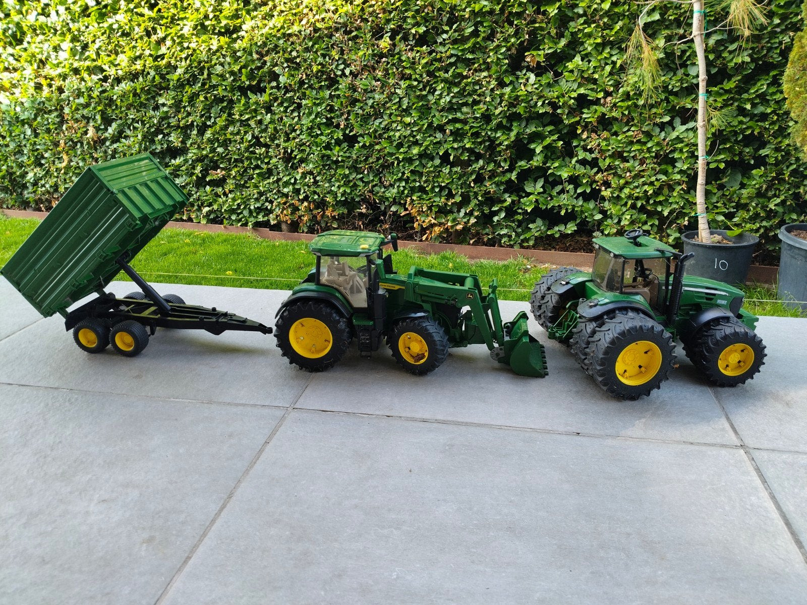 Bruder John Deere set, Ophalen