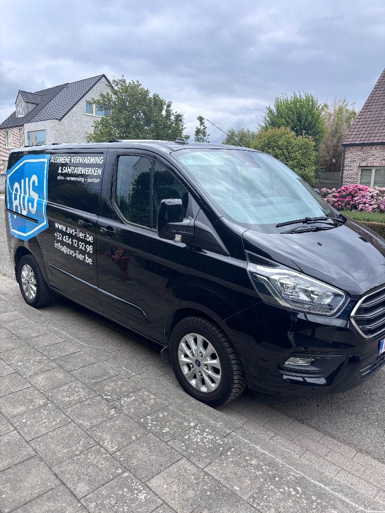 bestelwagen, Voorwielaandrijving, Zwart, 5 deurs, Particulier