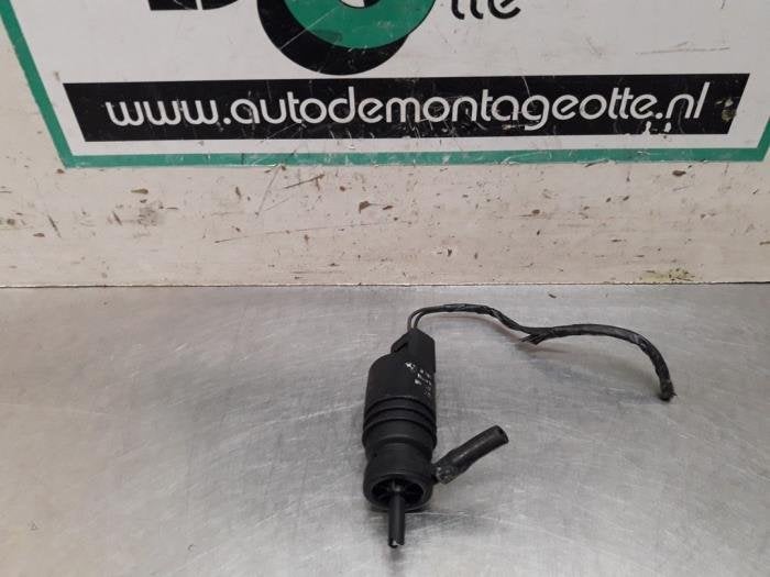 Pompe lave-glace avant d'un BMW X5 (X5 00-), -, 3 mois de garantie, Utilisé, -