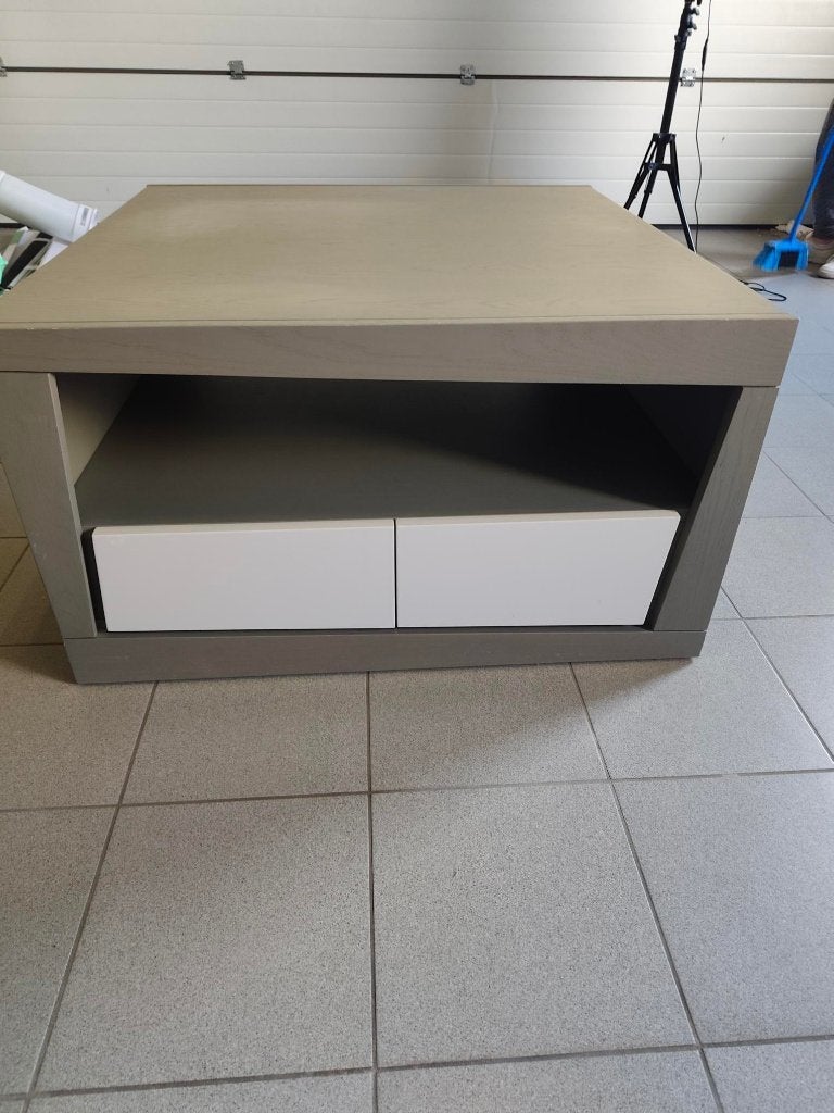 Table de salon style moderne 90cm*90cm 2 tiroirs, Enlèvement, Chêne