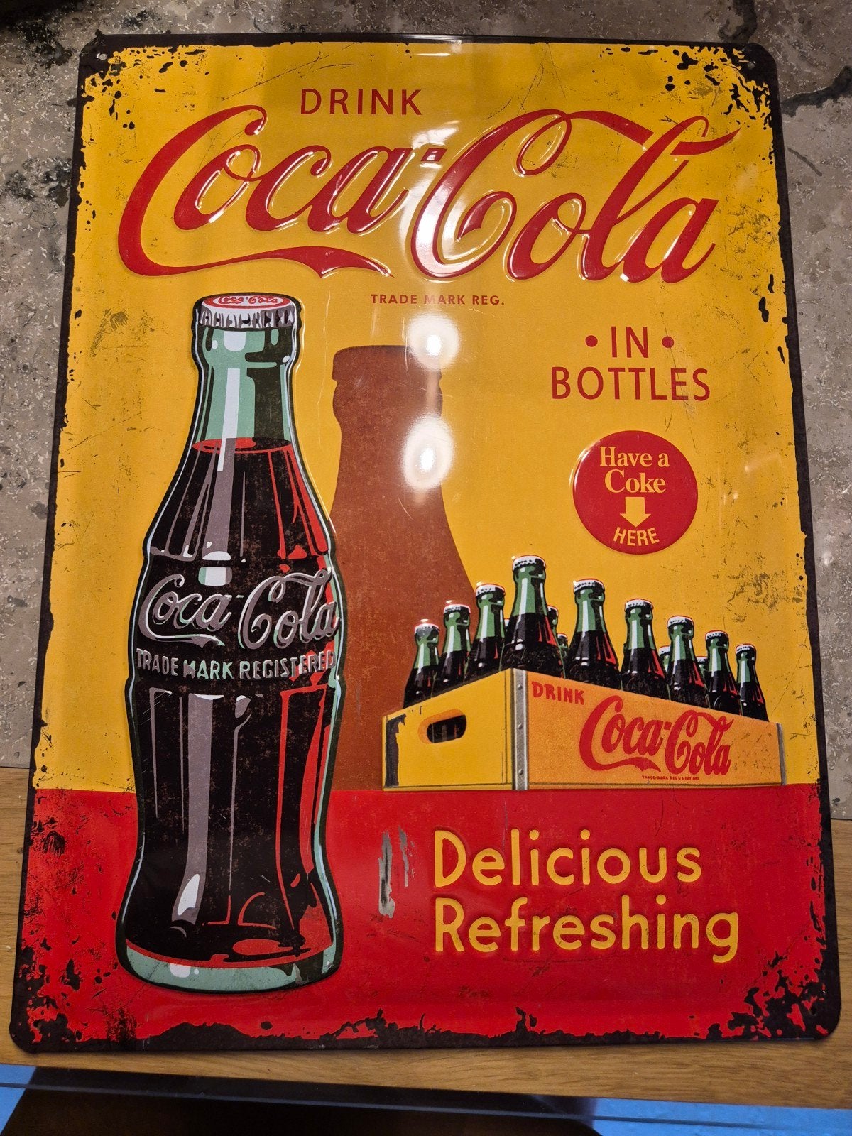 Coca-Cola gebombeerd metalen bord., Ophalen