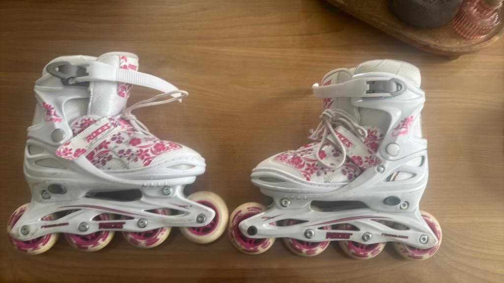 Inlineskates roces verstelbaar 34 tot 37, Kinderen, Roces, Ophalen of Verzenden, Inline skates 4 wielen