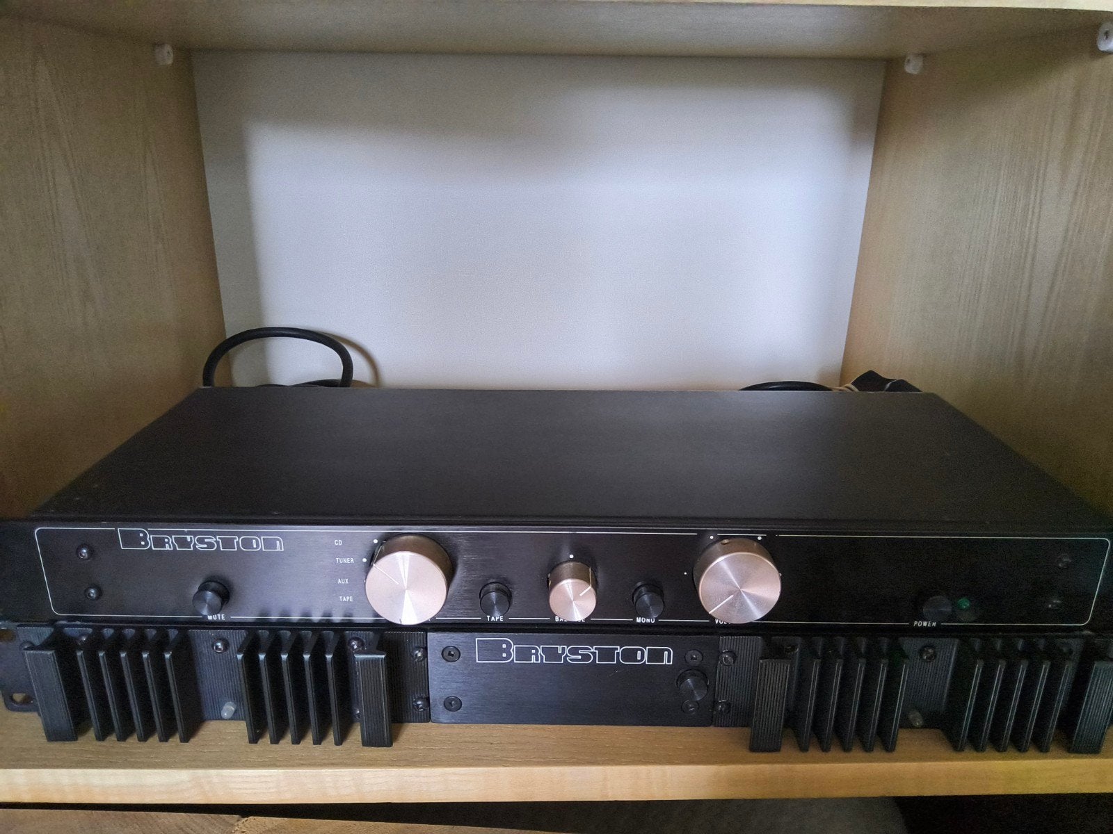 Combinaison d'amplificateurs frontaux et de puissance Brysto, TV, Hi-fi & Vidéo, Amplificateurs & Ampli-syntoniseurs, Autres marques