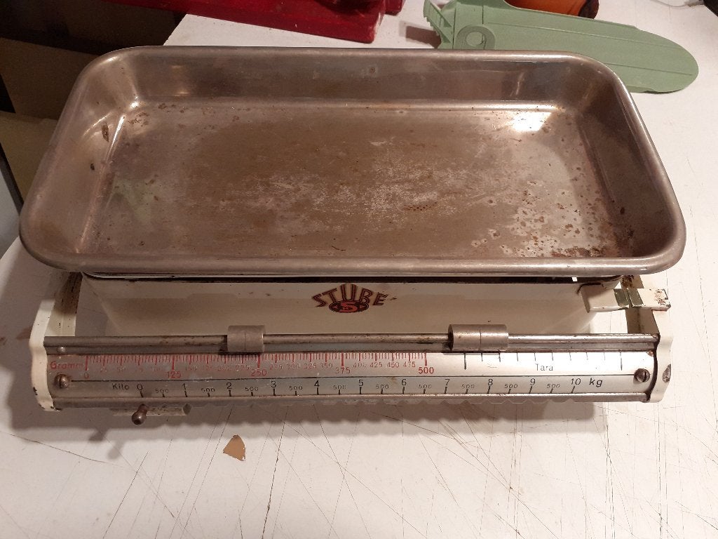 Vintage keukenweegschaal, Huis en Inrichting, Ophalen of Verzenden, Metaal, Wit, Overige merken