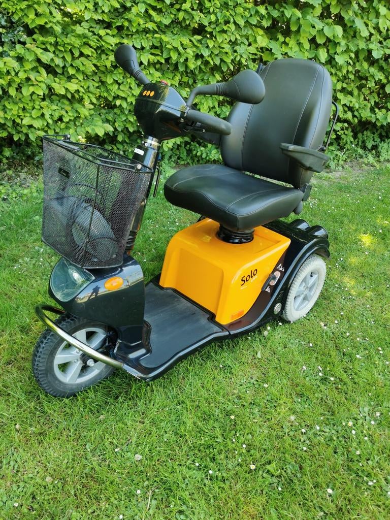 Aussi bon qu'un scooter neuf.

Marque/Type : solo 3 Life&M, Enlèvement ou Envoi, Pliant, Comme neuf, Fauteuil roulant électrique