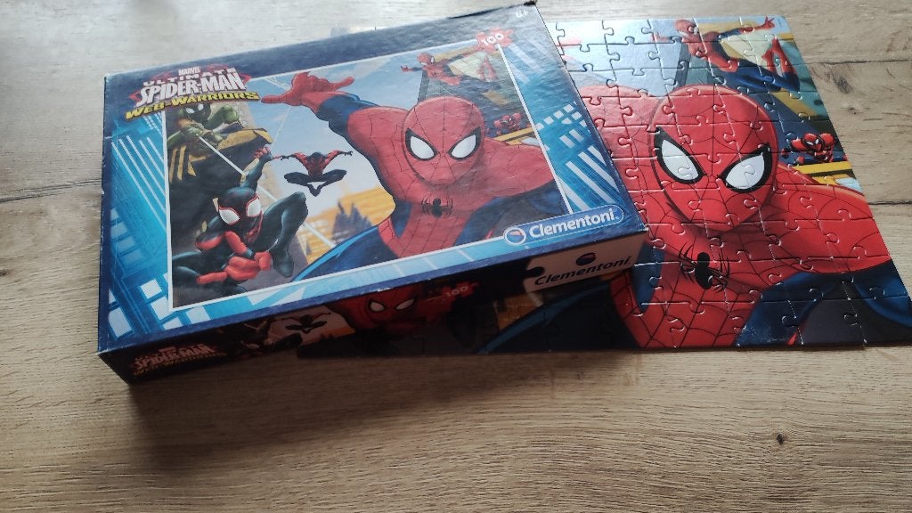 Puzzel SPIDERMAN Clementoni 100 stuks + 6 jaar, Ophalen, Meer dan 50 stukjes, Zo goed als nieuw, 6 jaar of ouder