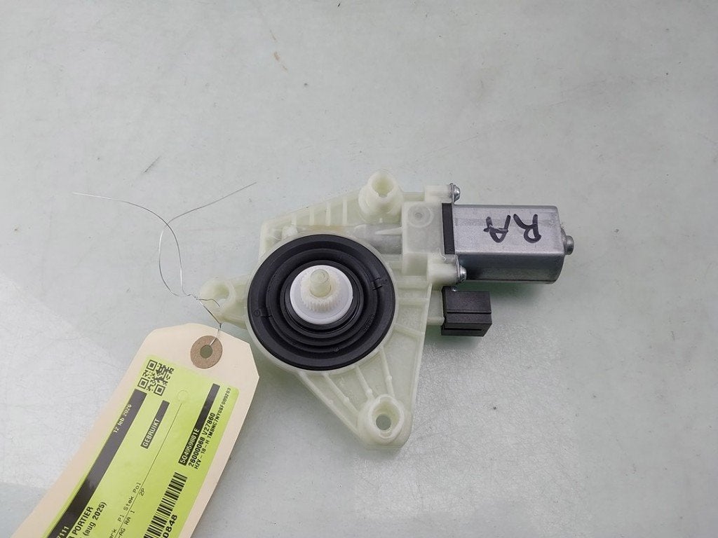 MOTEUR LEVE VITRE ELECTRIQUE Skoda Elroq (|5Q4959801E|), Dhr. J. Ham, Administratie@autoham.nl, Utilisé, Skoda