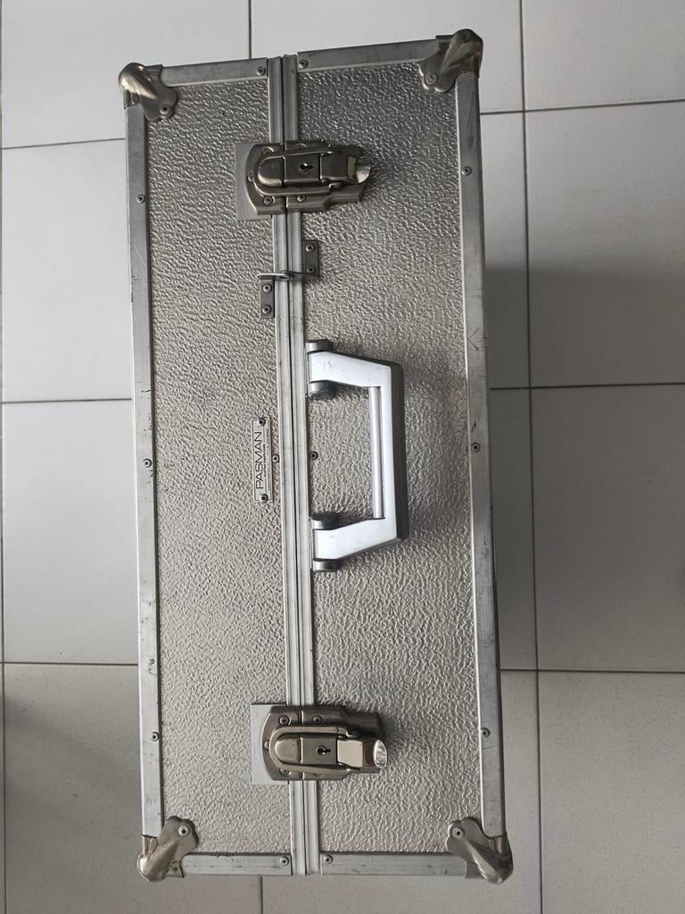 Boîtier en aluminium très solide/solide., Enlèvement ou Envoi, Utilisé, Flight case
