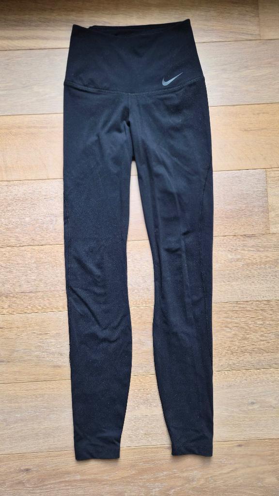 Sportlegging Nike dry-fit, maat XS, Kleding | Dames, Sportkleding, Zwart, Nike, Ophalen of Verzenden, Hardlopen of Fietsen