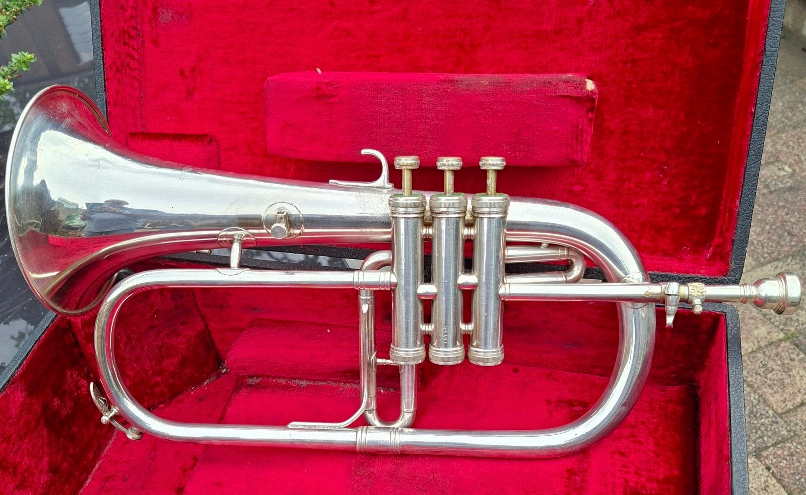 bugel verzilverd, Muziek en Instrumenten, Ophalen of Verzenden, Gebruikt, Trompet in si bemol, Met koffer