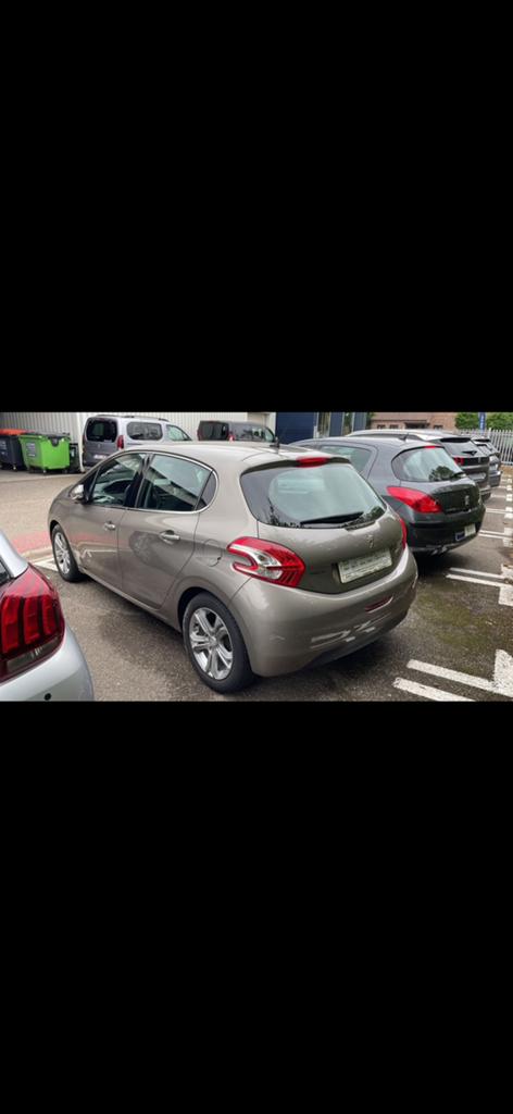 Peugeot 208, Auto's, Peugeot, 82 kW, Overige kleuren, 5 deurs, Particulier